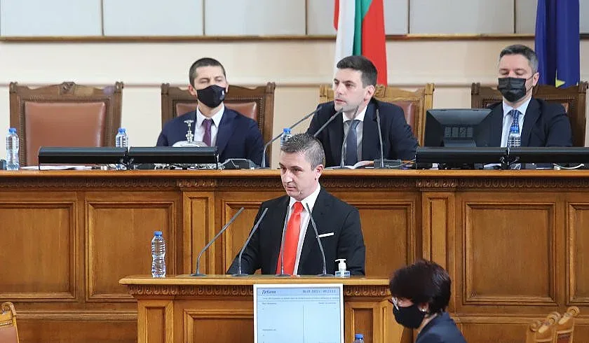 Енергийният министър разкри загуби заради тръбата България-Гърция