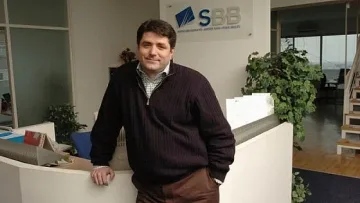 Сделката! За колко пари босът на НОВА купи Саутхямптън