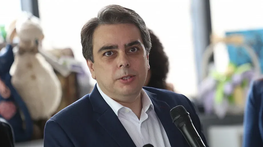 Василев каза на какво се дължи драмата в електроенергийния сектор