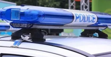 Борят се за живота на пребитите с метална тръба баба и внуче