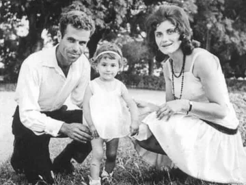 Скръбна вест! Бащата на Петя Дубарова си отиде на Нова година