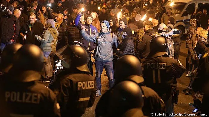3000 евро глоба, ако протестирaш срещу COVID мерките! Къде?