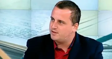 Наш историк побесня за руския филм. Нападна Радев