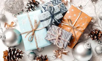 Купуването на подаръци вече мигрира изцяло в интернет