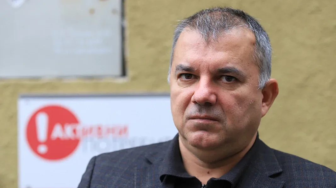 Навалица в моловете, търговците надули цените