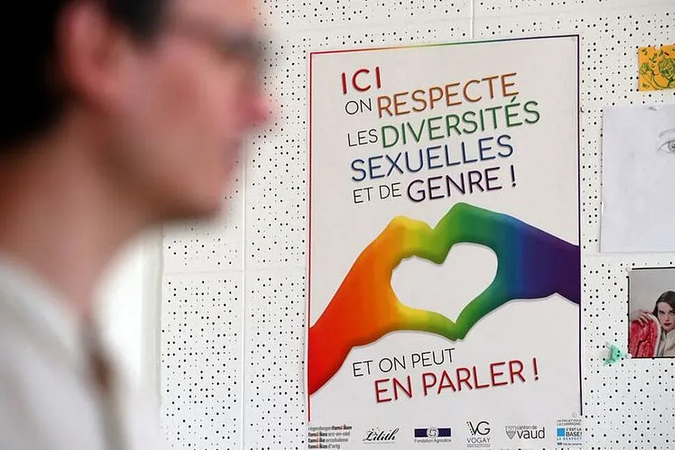 Швейцарците сменят пола си само с подпис!