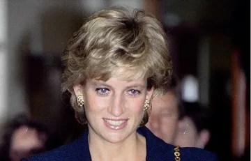 Как раните стават мъдрост: Вдъхновяващи мисли на 15 велики жени