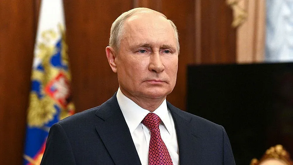 Руски войници се връщат в базите си. Отстъпва ли Путин?