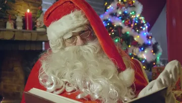 Подаръците на "Стандарт":Моп за Кирил Петков, Нобел за Асен Василев