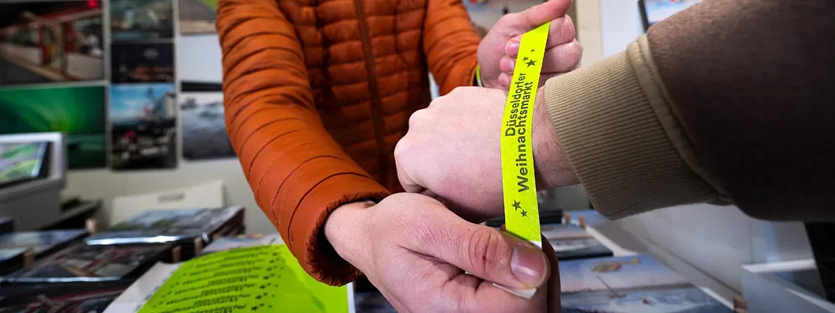 Ново 20! Въвеждат 2G гривни за ваксинирани, вижте къде