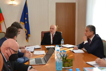 Пращат роботи на летище София, какво ще правят