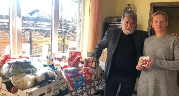 Вежди Рашидов с дарение за Коледа за деца от дом в Божурище
