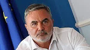 Доц. Кунчев даде разяснения за ваксината за деца от 5 до 12 г.
