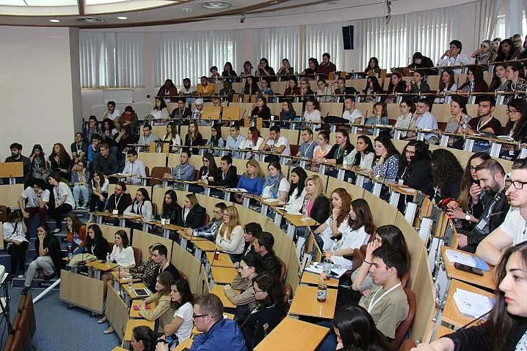 Извънредно. МОН с важна новина за студентите