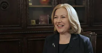 Правосъдната министърка с люти закани към Гешев и Цацаров