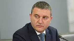 Собственикът на автокъщата: Колата на Горанов е редовна