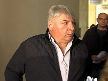 Арестуваха кмет, кара на зигзаг