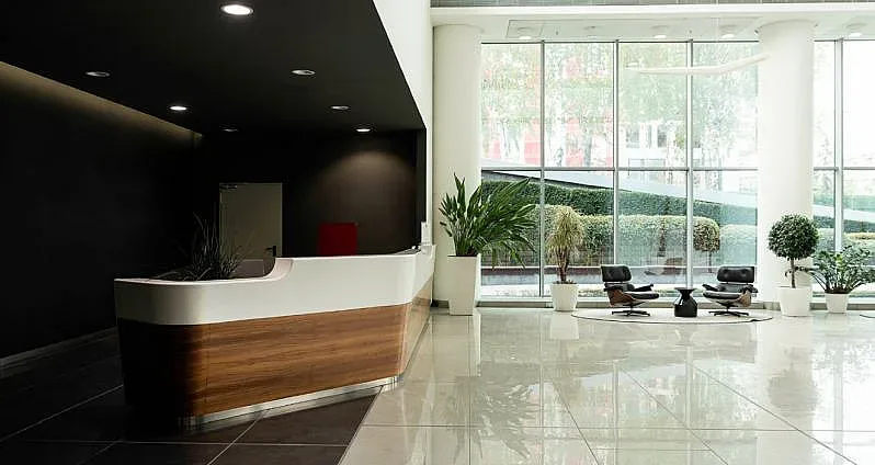 Повечето служители искат връщане в офиса. Защо тежи работата вкъщи?