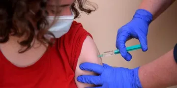 Важна новина за ваксинираните в чужбина