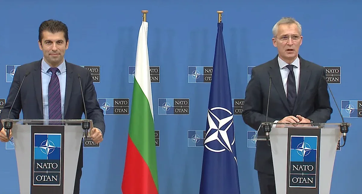 Петков на среща с шефа на НАТО, какво му обеща (Видео)