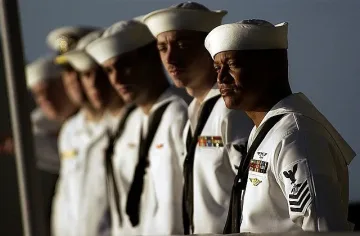 Армията на САЩ унищожава плаващи обекти с лазерно оръжие