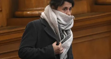 Шоу! Ето какви депутатки има в парламента /СНИМКИ/