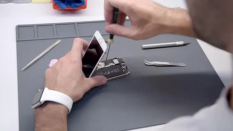 ТОП 5 най-използвани резервни части от сервизите за мобилни телефони