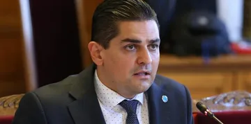 Двама от тотото вбесиха министър. Какво им каза?