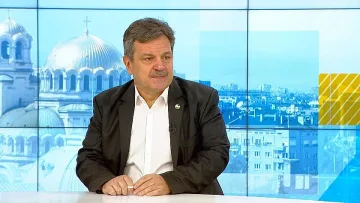 Депутат разкри какво се случва у нас, ако Омикрон протича тежко