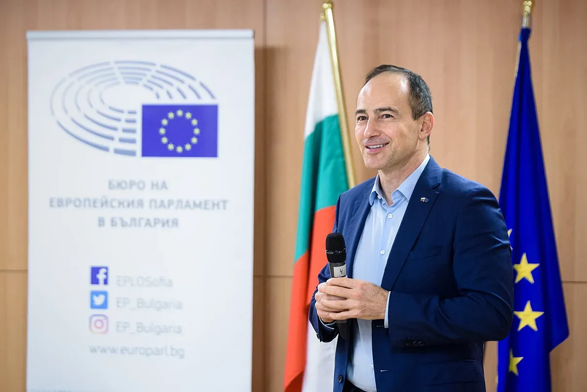 Скопие поряза и български евродепутат! Съд издаде скандално решение