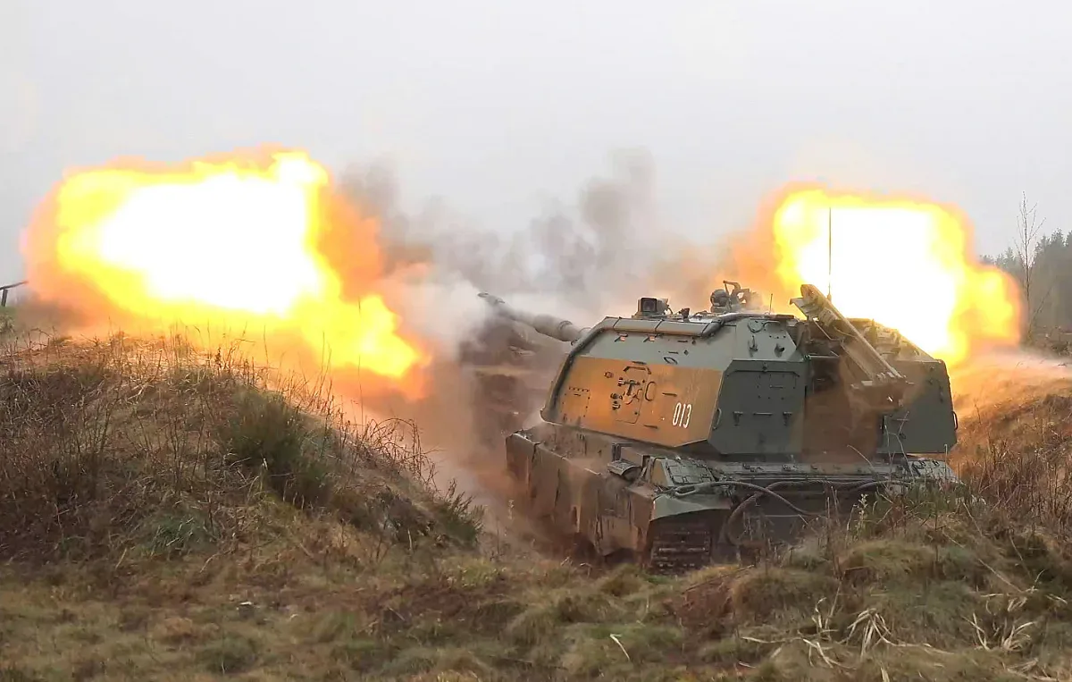 Мощен украински удар по Крим! Експлозии подпалиха полуострова