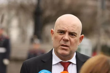 Гешев в парламента: Имаме общи приоритети с Кирил Петков