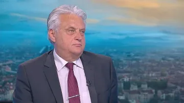 Рашков дебне депутат от ГЕРБ. Кой е той