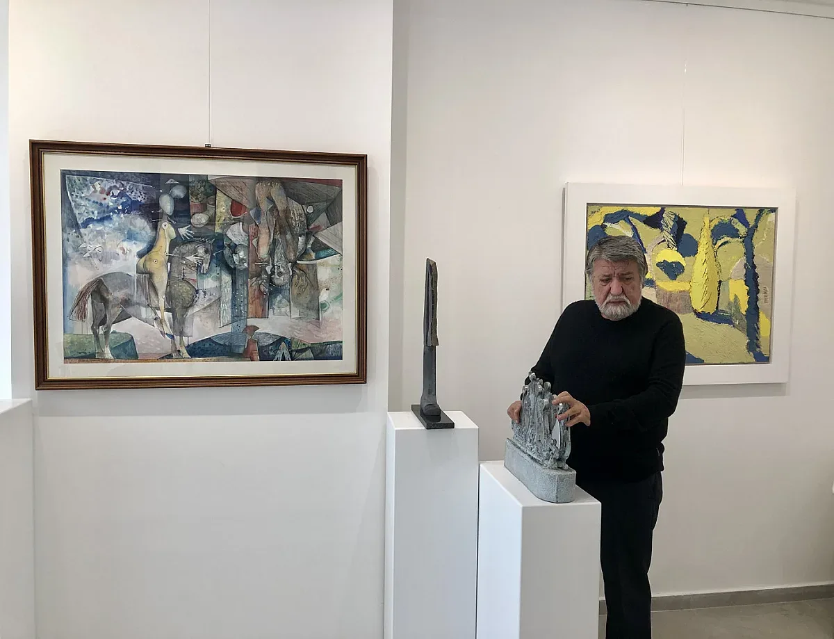 Вежди Рашидов реди изложба за юбилея си