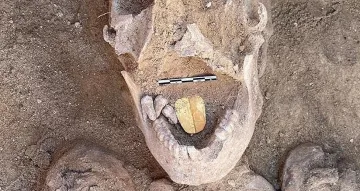 Откриха древни мумии със златни езици. Какво крие античността?