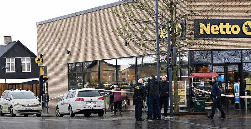 Наш тийнейджър загина от куршуми в Дания