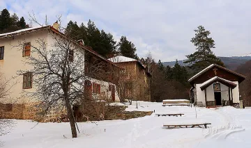Мината в Перник осигури топла зима за Кладнишкия манастир