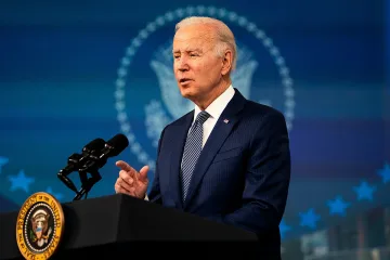 САЩ с различен план срещу вируса, кога свалят маските