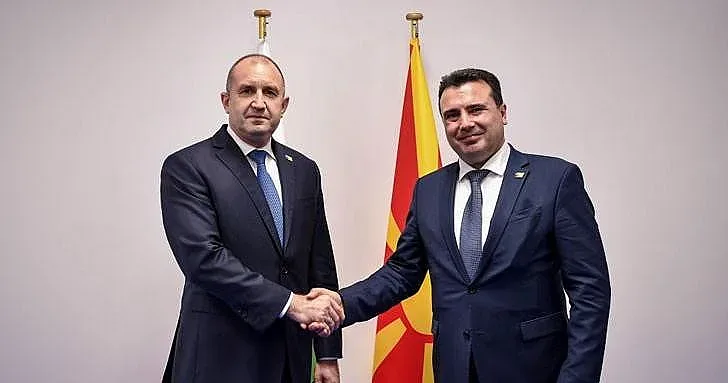 Заев звънна на Радев, какво се разбраха