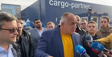 Нападнаха Борисов заради машините. Обвинението