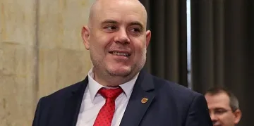 Спецпрокуратурата провери Гешев, какво установиха