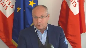 Станишев: Нинова се спасява чрез влизане в управлението