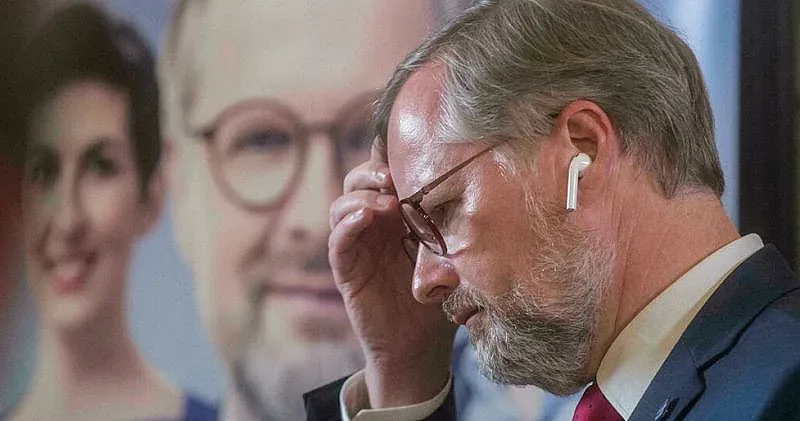 Нов министър-председател се обяви за Джеймс Бонд