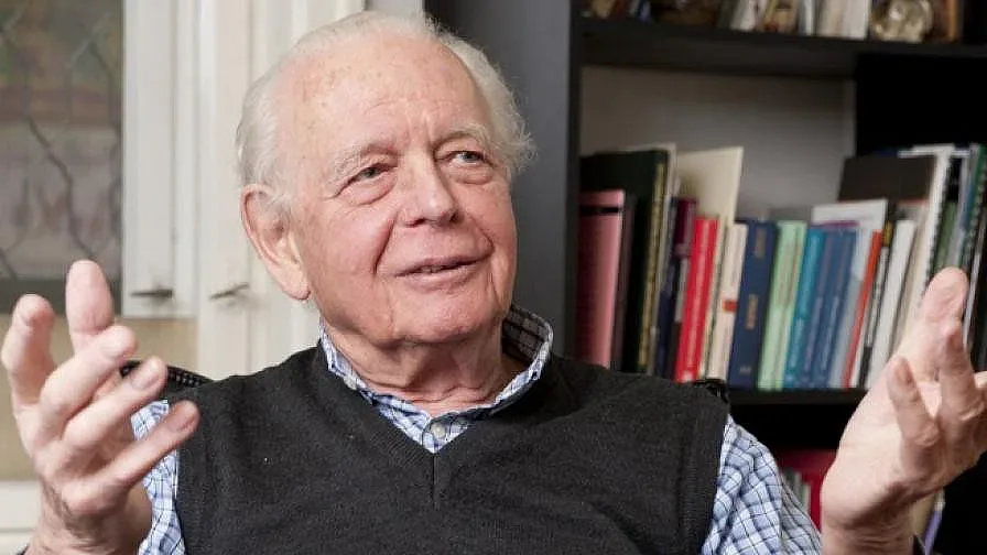 Почина легендарен български дипломат