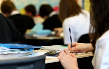 Резултатите от второ класиране притесни родителите