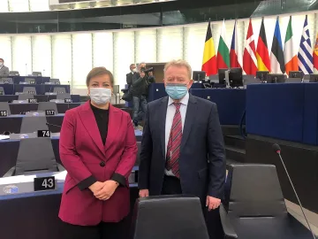 Атидже Вели се пребори. Рамо от ЕС за малки и млади фермери