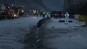 Изгорелият автобус е нов, превозвачът няма инциденти