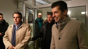 Преговорите за кабинет започват във вторник, на ход са експертите