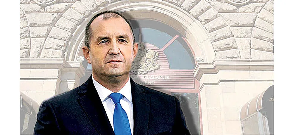 Радев пак президент. Какво очаква България?
