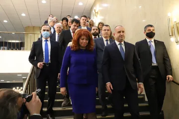 Радев с първи думи след победата, какво предупреди партиите